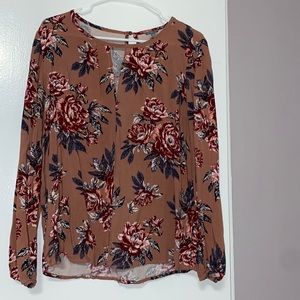 Size M‎ blouse from Charlotte Russe